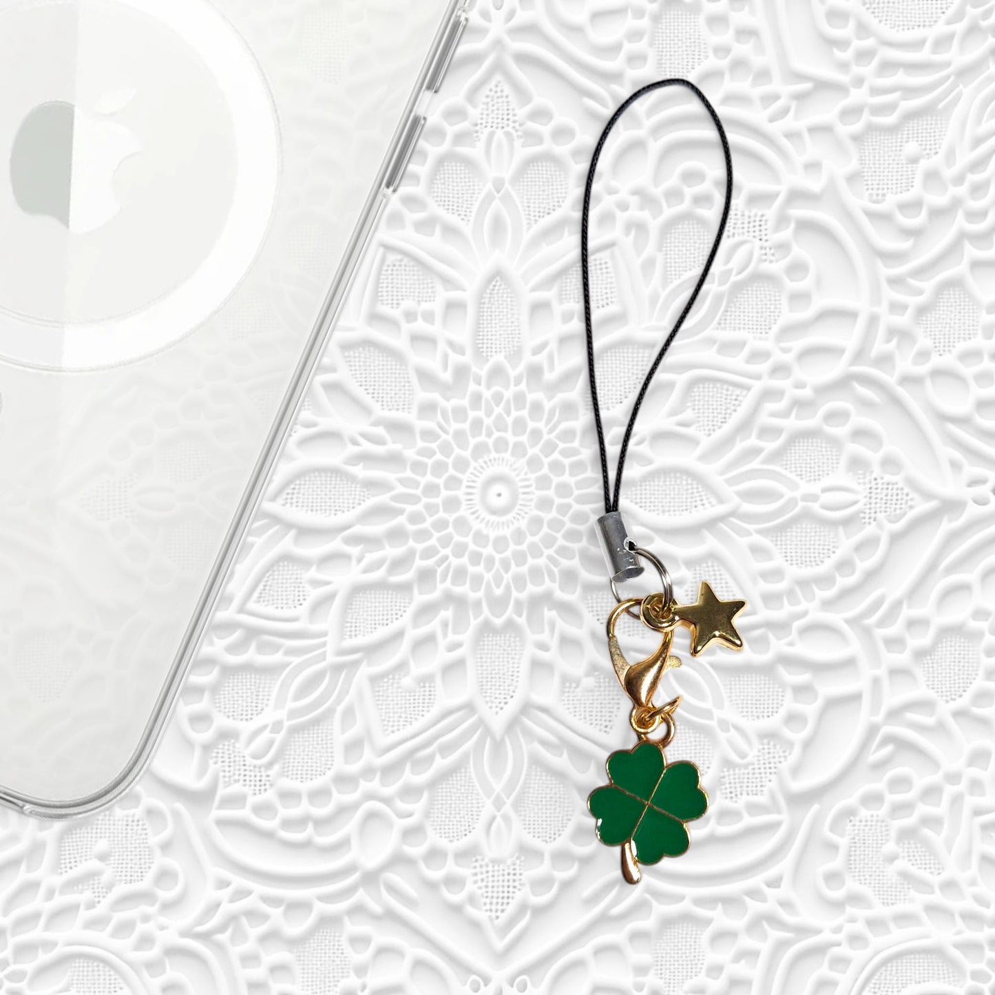Cloverleaf Charm