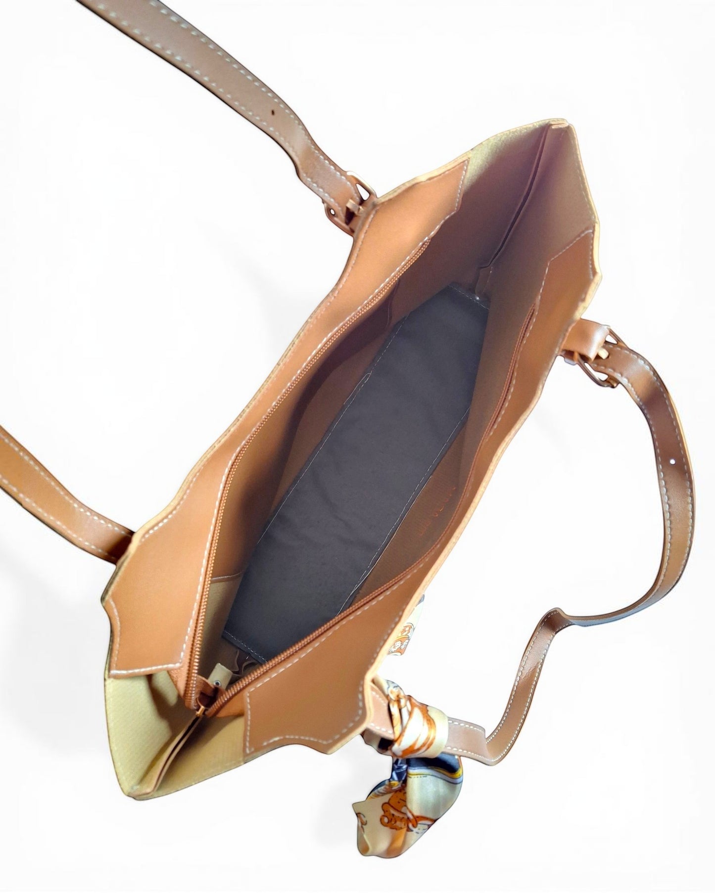 Bela Tote