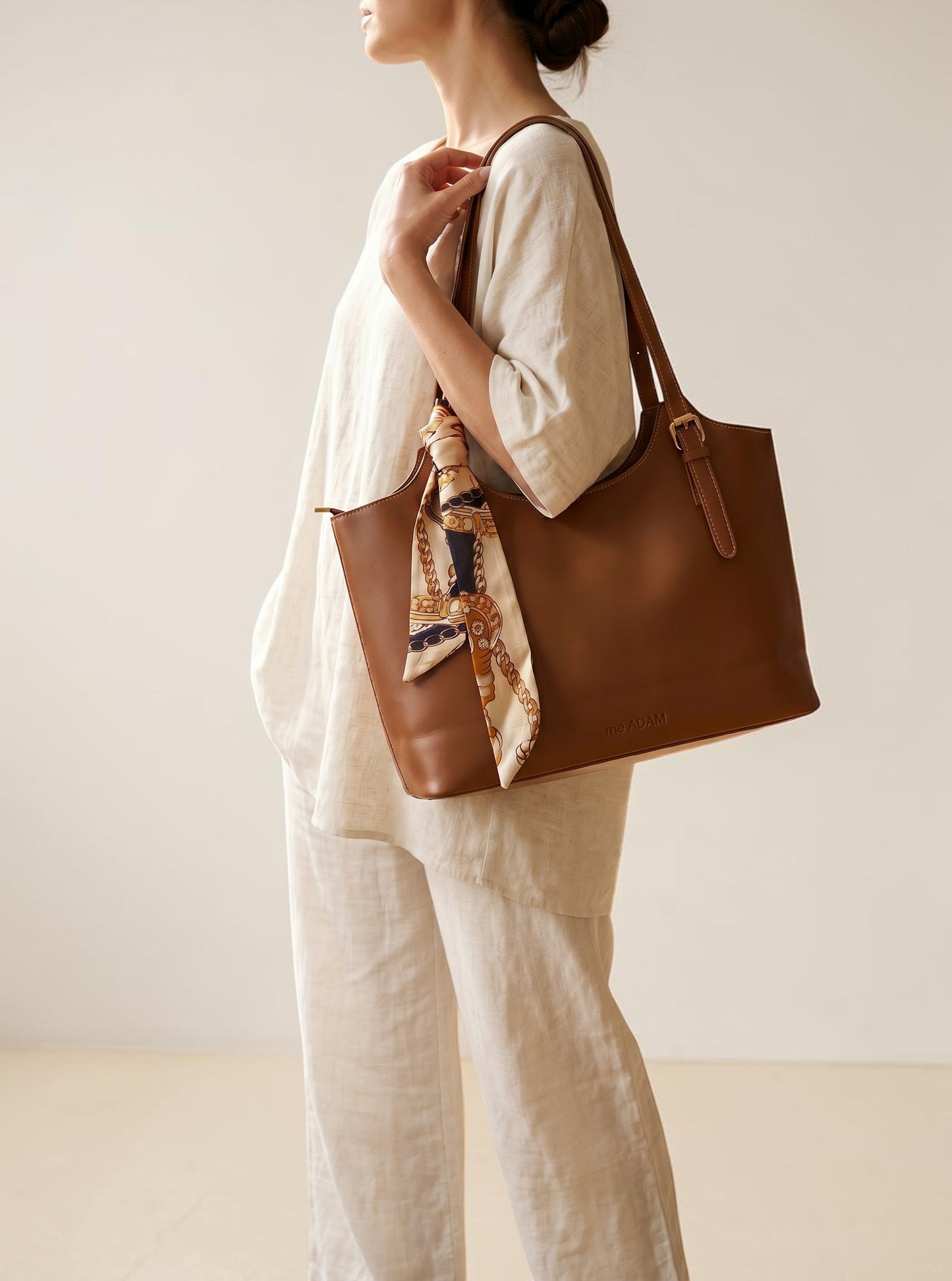 Bela Tote