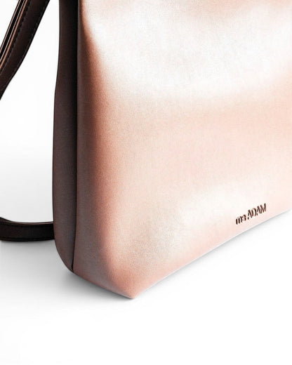 ms ADAM The Regular Brown shoulder bag in faux leather with a zip closure and one main compartment.